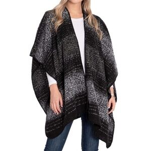 Woolrich black gray and white polyester blanket poncho scarf wrap one size